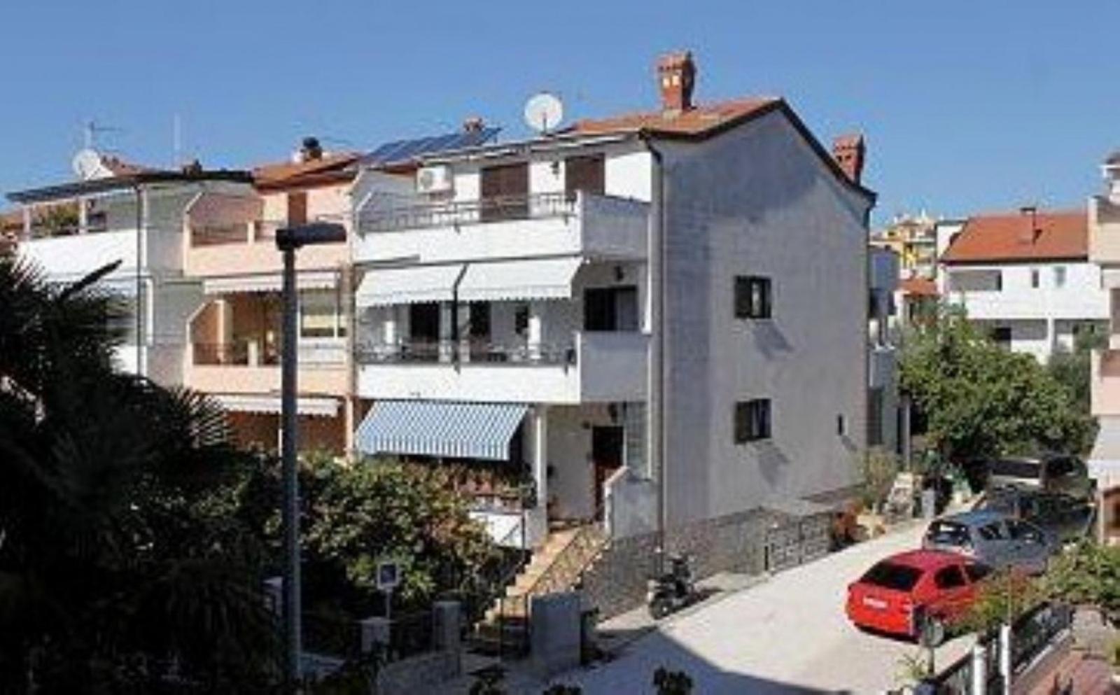 In 3652-2 * Rovinj